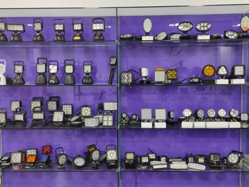 Wetech Electronic Technology Limited สายการผลิตของผู้ผลิต